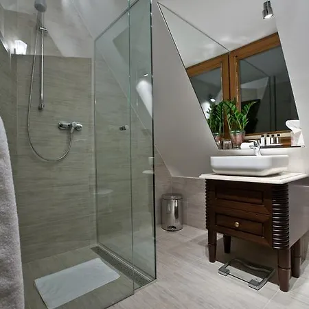 Apart Otel Dworek Bawarski Zakopane