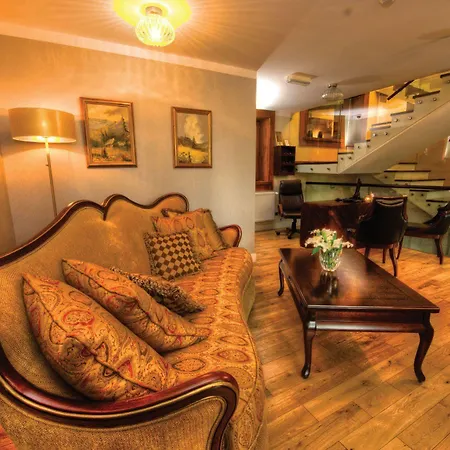 Apart Otel Dworek Bawarski 5*